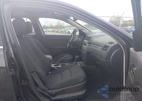 2010 Ford Fusion Se from USA, damaged, VIN 3FAHP0HA1AR202865